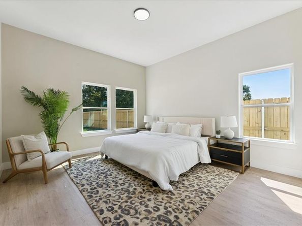 13711  Biggs Street , Dallas Texas 75253