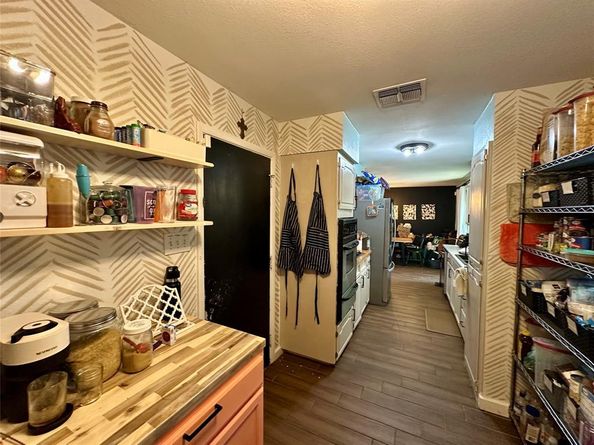 817  Kelley Drive , Everman Texas 76140