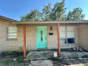 817  Kelley Drive , Everman Texas 76140