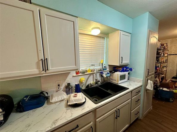 817  Kelley Drive , Everman Texas 76140