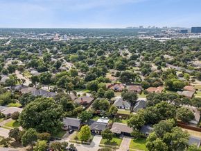 8803  Graywood Drive , Dallas Texas 75243