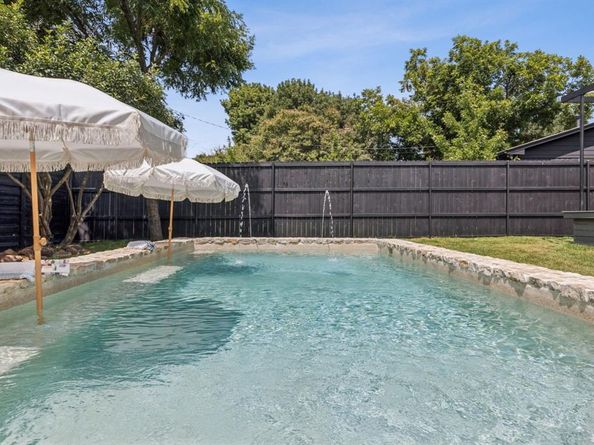 8803  Graywood Drive , Dallas Texas 75243