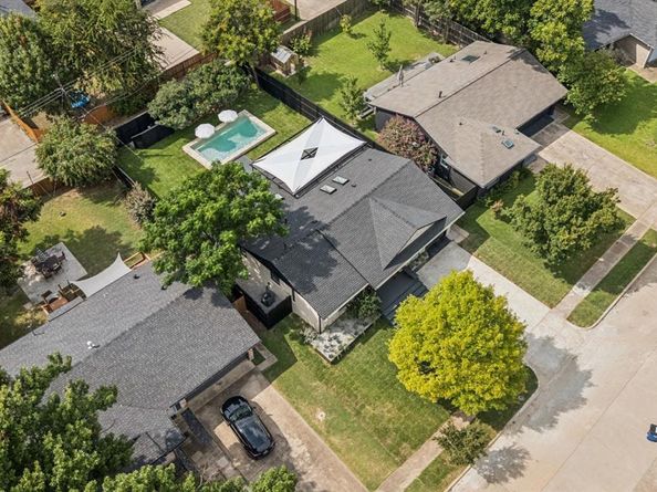 8803  Graywood Drive , Dallas Texas 75243