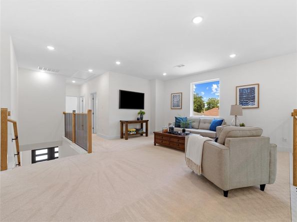 426  Martinique Avenue , Dallas Texas 75223