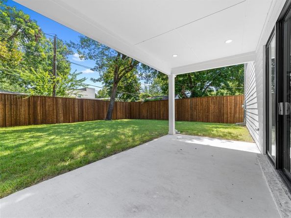 426  Martinique Avenue , Dallas Texas 75223