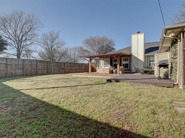 2306  Shadyoaks Lane , Rowlett Texas 75088