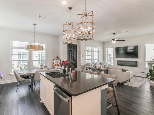 703  Canada Goose Lane , Arlington Texas 76005