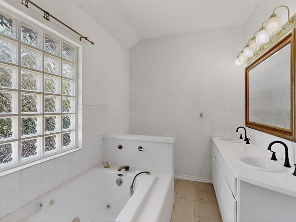 1201  Marlborough Drive , Fort Worth Texas 76134