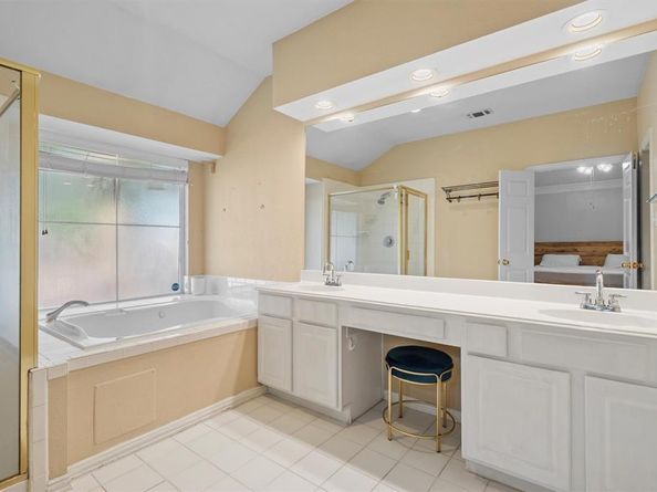 2031  Vintage Circle , Corinth Texas 76210