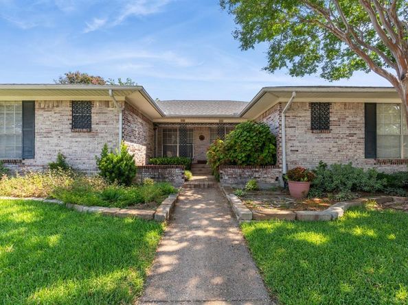 8318-8316  Lullwater Drive , Dallas Texas 75218