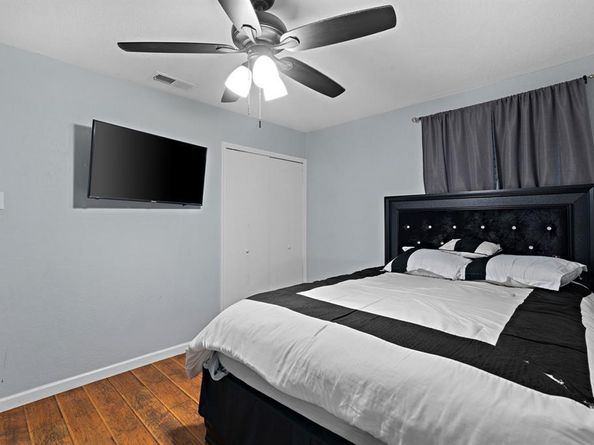 3734  Olney Court , Dallas Texas 75241
