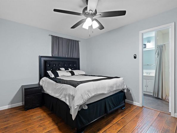 3734  Olney Court , Dallas Texas 75241