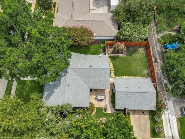 10206  Estate Lane , Dallas Texas 75238