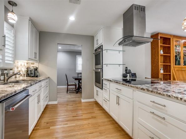 10206  Estate Lane , Dallas Texas 75238