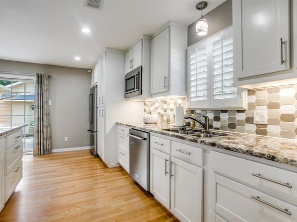 10206  Estate Lane , Dallas Texas 75238