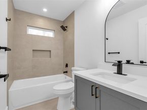 2615  Ingersoll  , Dallas Texas 75212