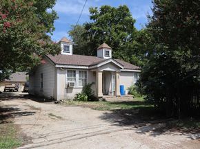 824  Carbona Drive , Dallas Texas 75217