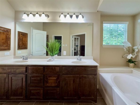 6103  Eagle Nest Drive , Garland Texas 75044