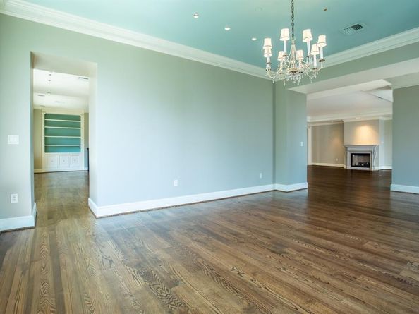 2525 N PEARL Street  1002, Dallas Texas 75201