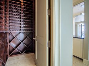 2525 N PEARL Street  1002, Dallas Texas 75201