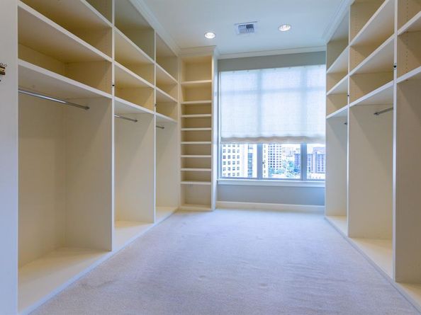 2525 N PEARL Street  1002, Dallas Texas 75201