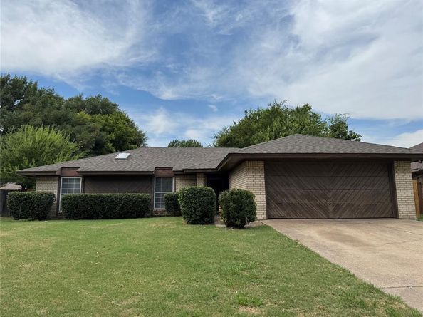 5108  El Rancho Court , Arlington Texas 76017