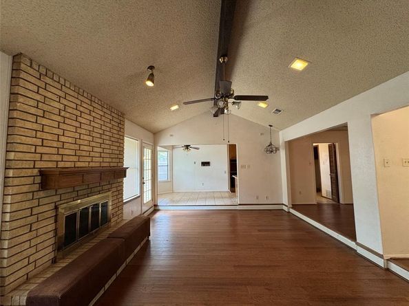 5108  El Rancho Court , Arlington Texas 76017