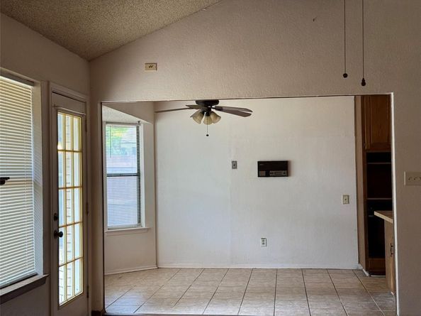 5108  El Rancho Court , Arlington Texas 76017