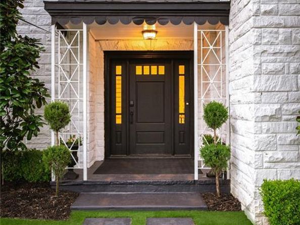 5947  Lupton Drive , Dallas Texas 75225