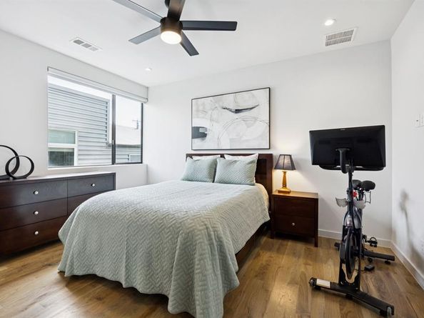1841  Euclid Avenue , Dallas Texas 75206