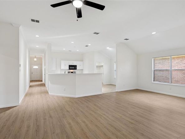 520  Elk Run Drive , Fort Worth Texas 76140