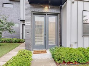 1813  Park Avenue  204, Dallas Texas 75215