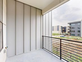1813  Park Avenue  204, Dallas Texas 75215