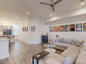 1813  Park Avenue  204, Dallas Texas 75215