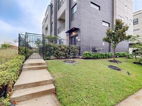 1813  Park Avenue  204, Dallas Texas 75215