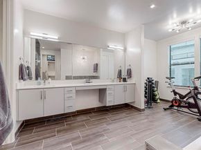 1813  Park Avenue  204, Dallas Texas 75215