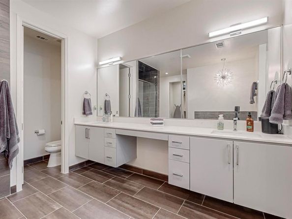 1813  Park Avenue  204, Dallas Texas 75215