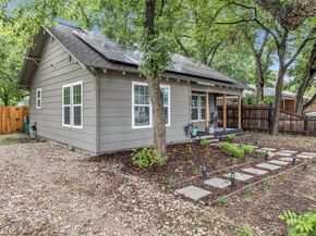 323 S Main Street , Cedar Hill Texas 75104