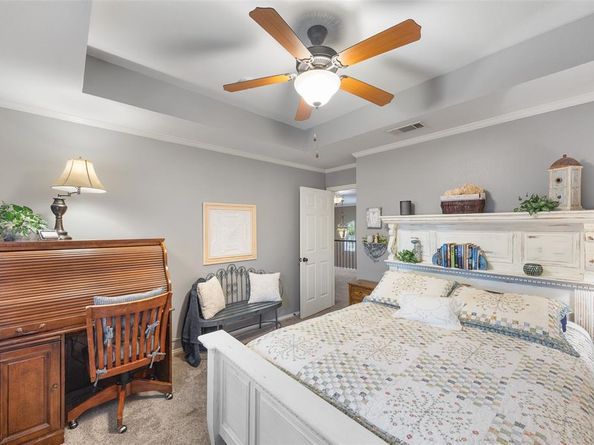 5000  Bridgewater Drive , Arlington Texas 76017