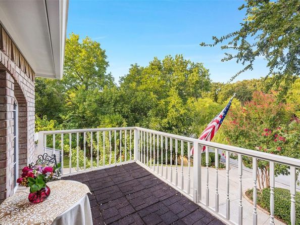 5000  Bridgewater Drive , Arlington Texas 76017