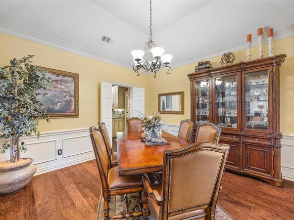 5000  Bridgewater Drive , Arlington Texas 76017