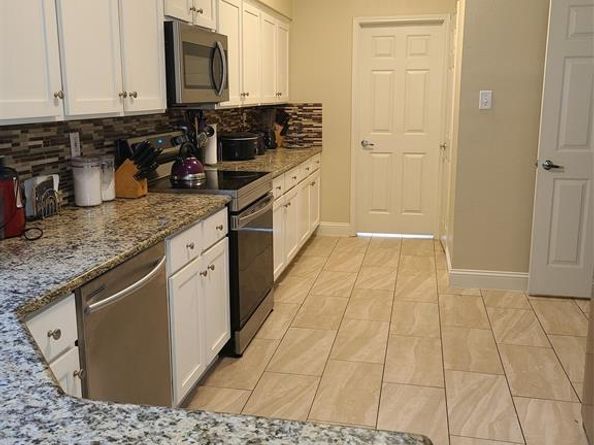 2352  Warrington Drive , Grand Prairie Texas 75052