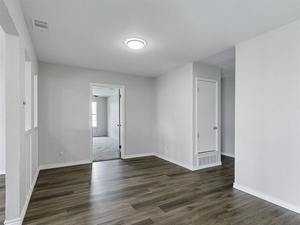 2013 E Collins Boulevard , Richardson Texas 75081