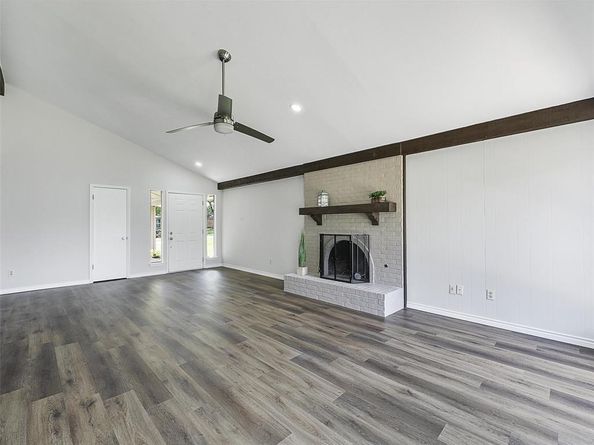 2013 E Collins Boulevard , Richardson Texas 75081
