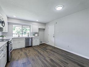 2013 E Collins Boulevard , Richardson Texas 75081