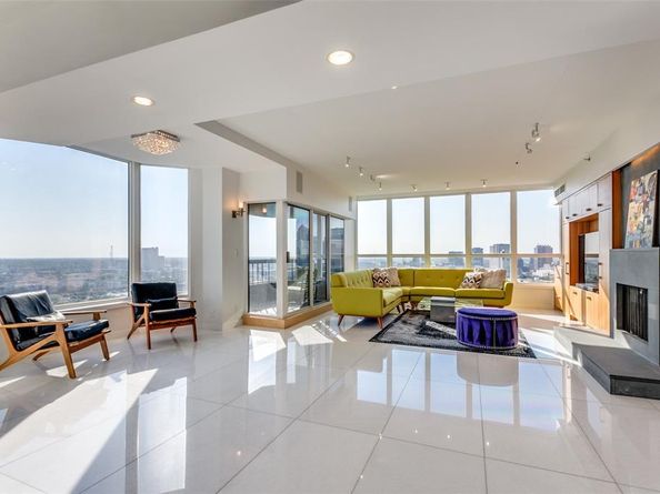 3030  Mckinney Avenue  2301, Dallas Texas 75204