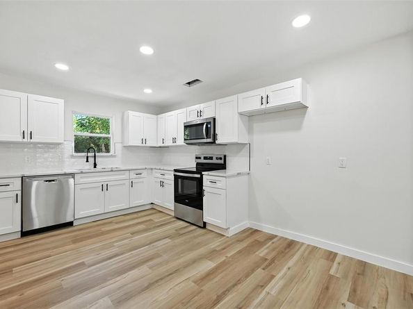 4413  Quails Lane , Fort Worth Texas 76119