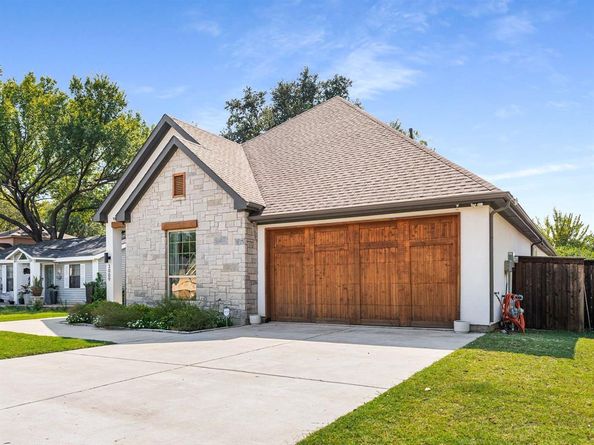 3009  New Haven Street , Irving Texas 75062