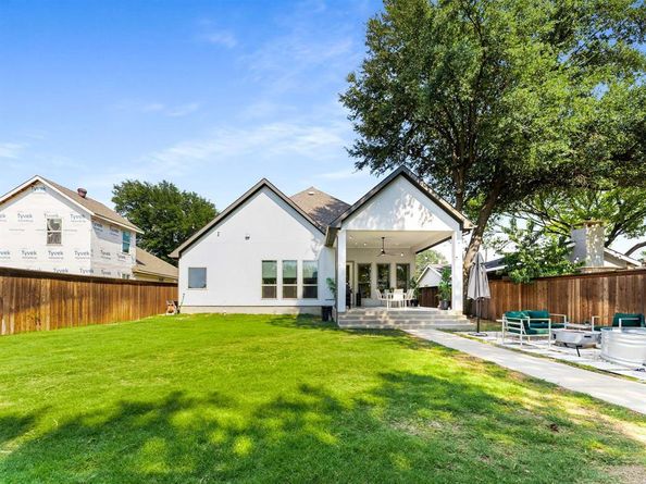 3009  New Haven Street , Irving Texas 75062