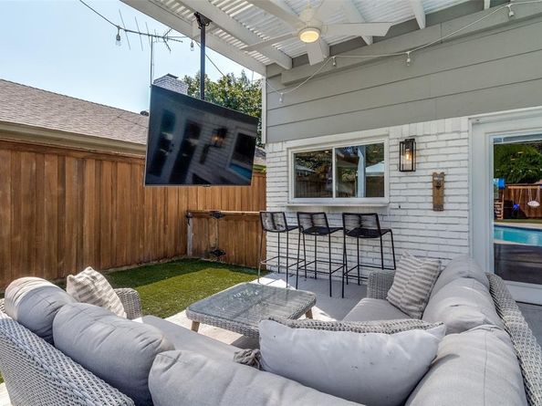 9243  Moss Farm Lane , Dallas Texas 75243